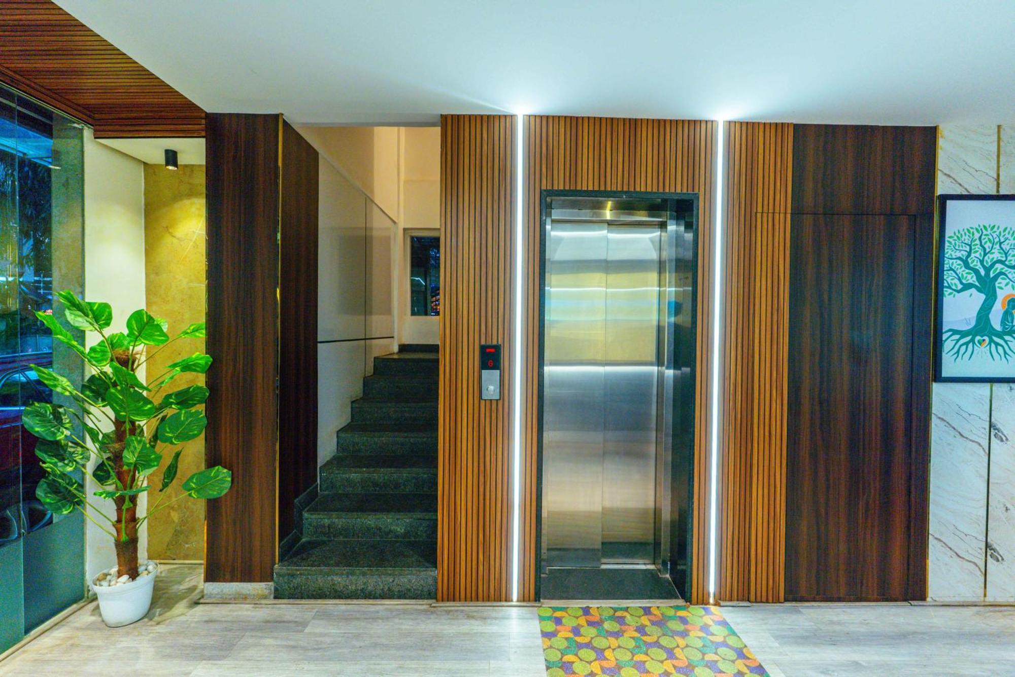 Treebo Elmas Grand Hotel Bangalore Eksteriør billede