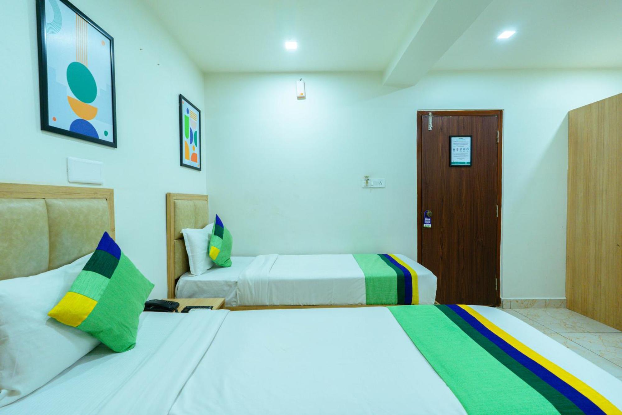 Treebo Elmas Grand Hotel Bangalore Eksteriør billede